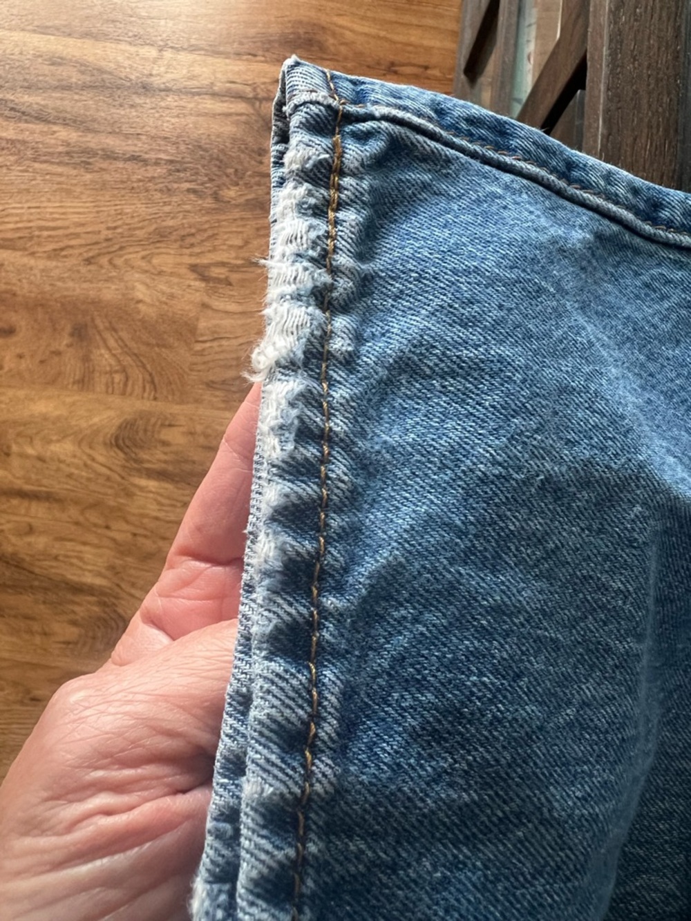 Levi’s 501 Original Fit Jeans Men’s 34x34 ButtonFly LightWashStraightLegClassic - Picture 11 of 12